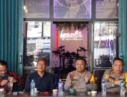 Ngopi Bareng Warga, Kapolres Kubu Raya Ajak Warga Jaga Kamtibmas di Seluruh Rangkaian Pemilu 2024
