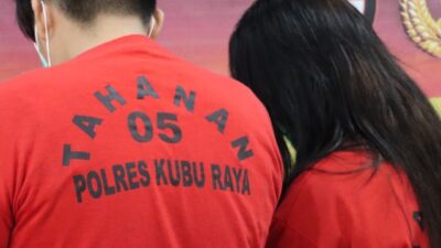 Sepandai”nya tupai melompat Ahir nya patah juga rantingnya ,Naas cewek cantik Aling kedapatan bawa sabu dalam beha.