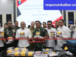 Pangdam XII/Tpr,Serahkan Lima Tersangka dan Sabu 21,2 Kg.Kepada Kepala BNN RI