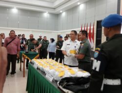Pangdam Tanjungpura Serahkan Puluhan Kilo Sabu dan Ribuan Butir Ekstasi ke BNNP Kalbar