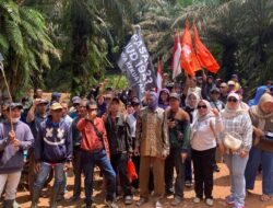 Pasal 33 UUD 1945 Digaungkan Rakyat Desa Teluk Bayur Dalam Aksi Pendudukan Lahan di PT. Prakarsa Tani Sejati (PTS)