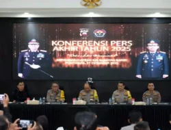Konferensi pers akhir tahun ini menjadi momentum evaluasi sekaligus refleksi bagi Polda Kalbar dalam meningkatkan kualitas