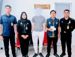 Kantor Imigrasi Kelas I TPI Pontianak menegaskan komitmennya untuk bertindak tegas dan tidak pandang bulu terhadap setiap pelanggaran keimigrasian