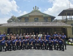 DM Ikkramat dan Yonif TP 832/Pawan Asasta Gotong Royong di Keraton Matan Tanjungpura, Perkuat Kepedulian Situs