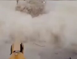 Limbah Debu PT BAP Resahkan Warga Desa Pagar Mentimun, Viral di Media Sosial