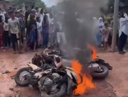 VIDEO DI KOMENTAR Akibat kebal hukum, kediaman terduga Bandar s4bu diserang dan dirusak ratusan Warga.