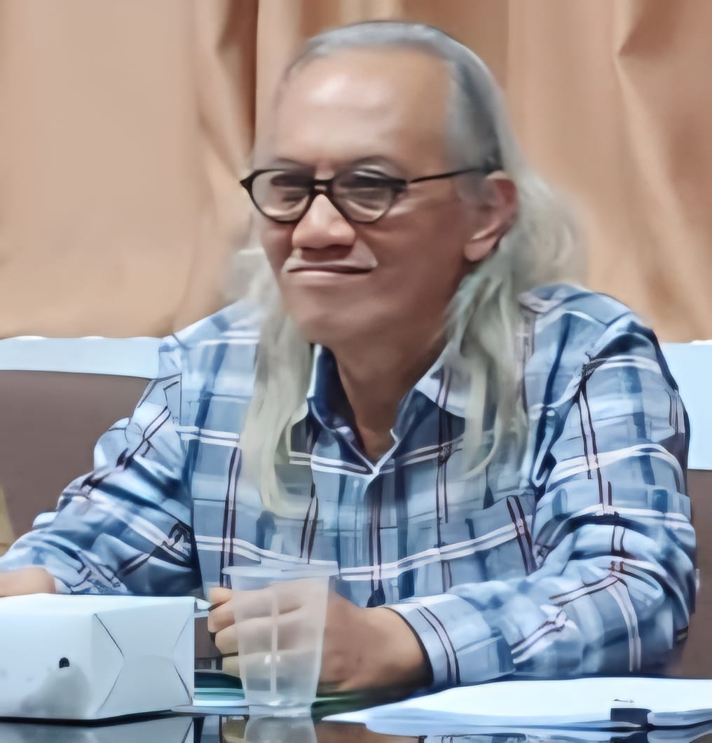 Penyidikan harus dilakukan dari hulu hingga hilir. Jangan hanya mengorbankan penebang lokal atau pemilik tungku arang tradisional. Aparat penegak hukum juga harus mengejar aktor intelektual, jaringan pengepul besar,
